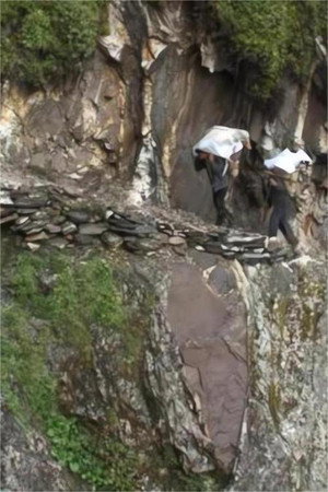 登天之路:西藏开山大运输