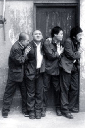 後房 – 黑,天亮了!
