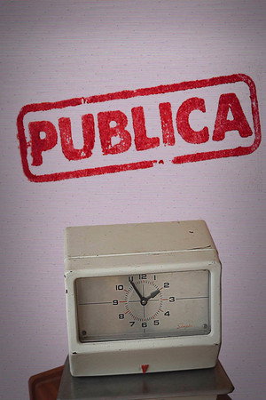 Pública