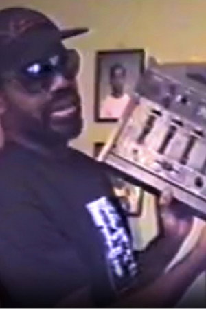 Low Power Empowerment: Neighborhood Radio in Ireland and the United States